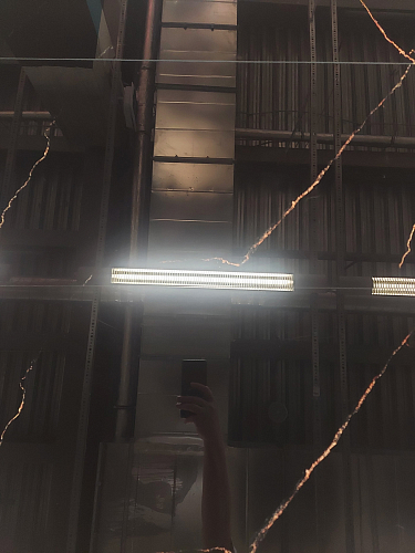 Стеклянный стол Алингсос 100(140)х100х76 белый / белая шагрень из шоурума 6